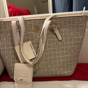 Anne Klein Cream Geometric Tote Bag NWT